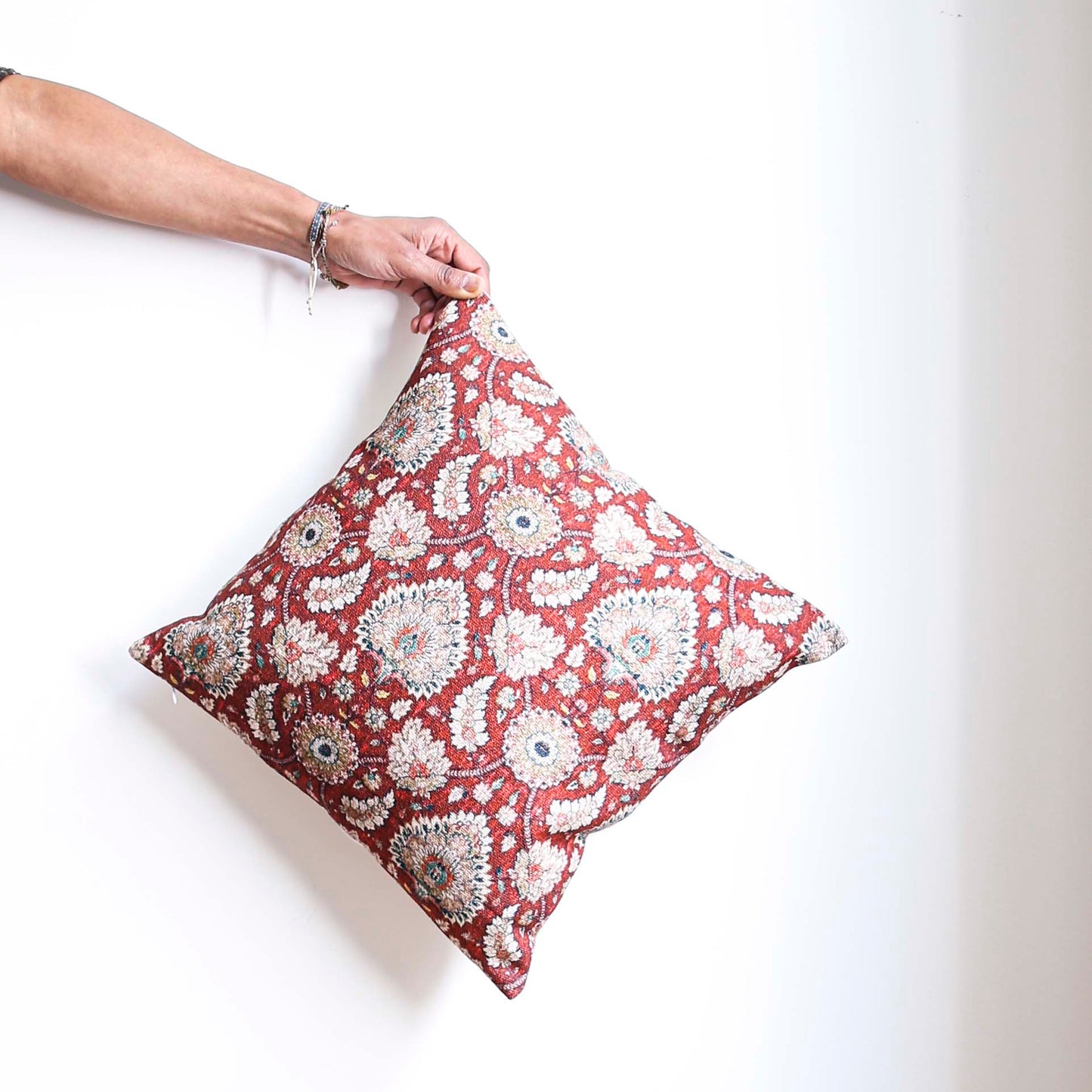 Coussin Bloom façon tapissier motifs floraux - 40x40cm