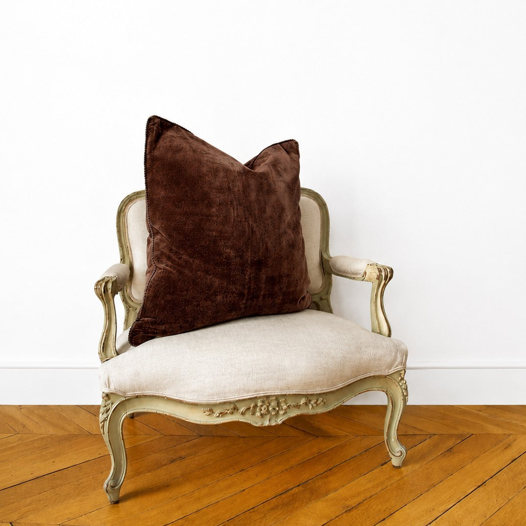 coussin en velours marron chocolat fait main