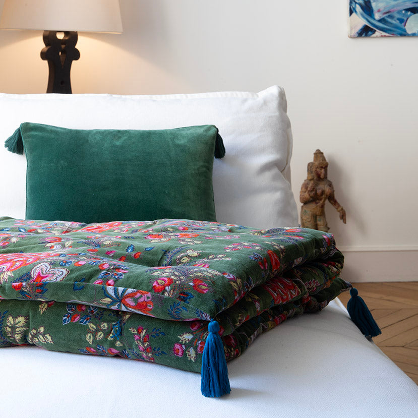 Courte-pointe en velours de coton vert sapin & Coussin assorti - Les Indiennes